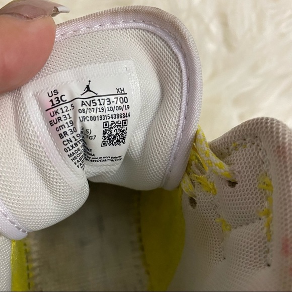 Jordan | 1 mid yellow floral dunks - Picture 6 of 6